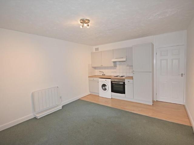 Flat for sale in Mapperley Park, City of Nottingham