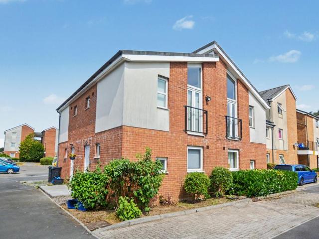 Flat for sale in Town, Merthyr