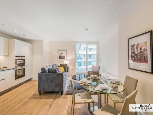 Flat for sale in Greater London