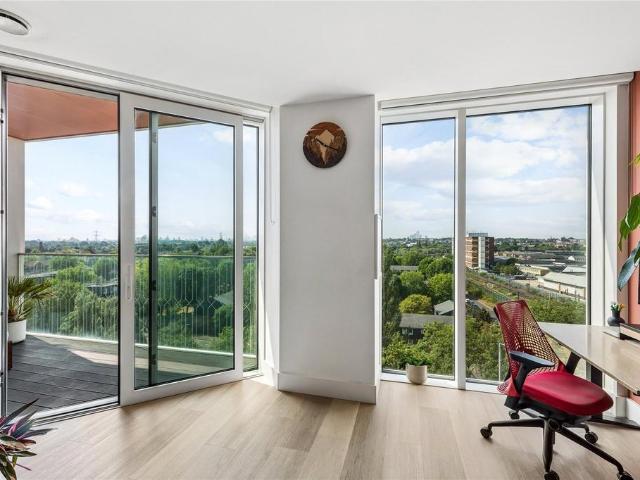 Flat for sale in Hale Village, Tottenham Hale