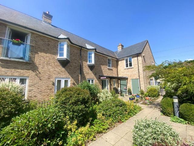 Flat for sale in Arrington, Cambridgeshire