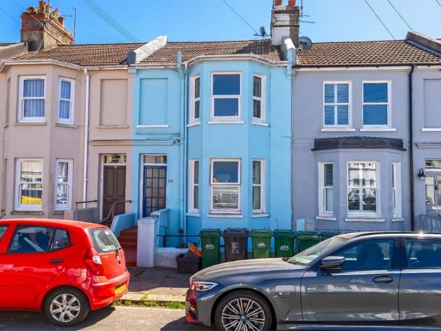 Flat for sale in Brighton & Hove