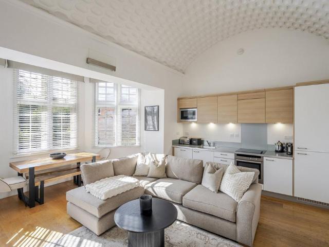 Flat for sale in The Galleries, Navestock Side