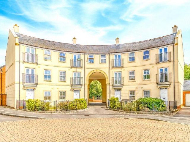 Flat for sale in Redhouse, Abbey Mead