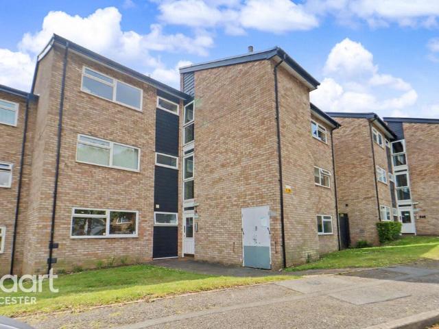 Flat for sale in Humberstone, Old Wharf