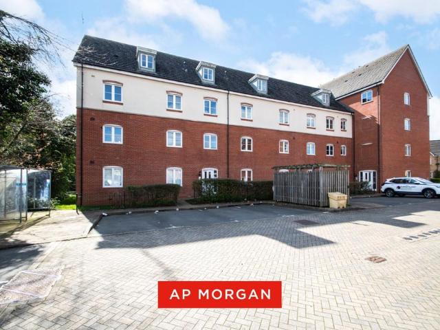Flat for sale in Turves Green, West Midlands
