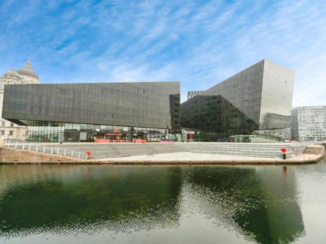 Flat for sale in Waterfront, Liverpool