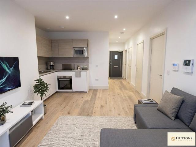 Flat for sale in Greater London