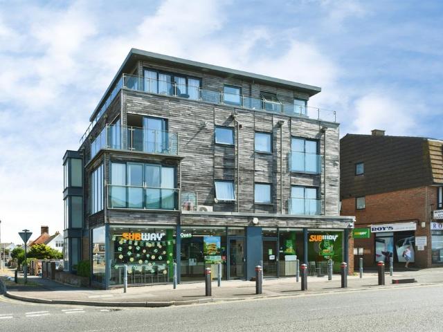 Flat for sale in Peacehaven, Lewes