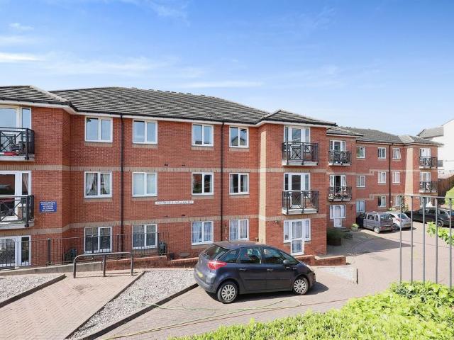 Flat for sale in Rushock, Worcestershire