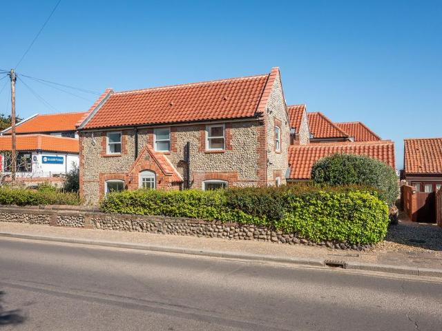 Flat for sale in Comers, Norfolk