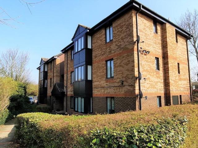 Flat for sale in Potton, Bedfordshire