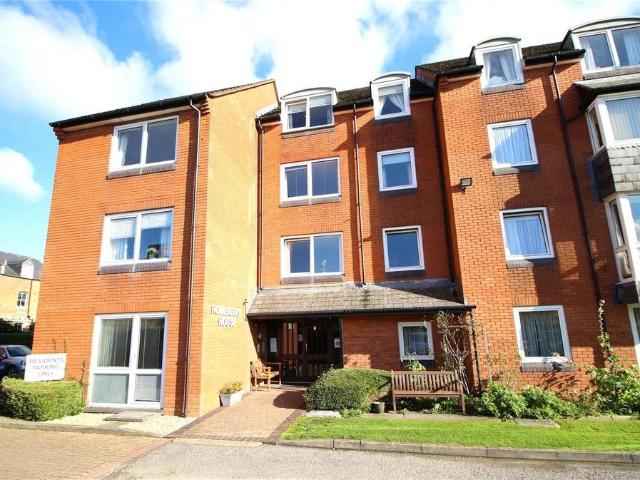 Flat for sale in Chesterton, Fossebridge