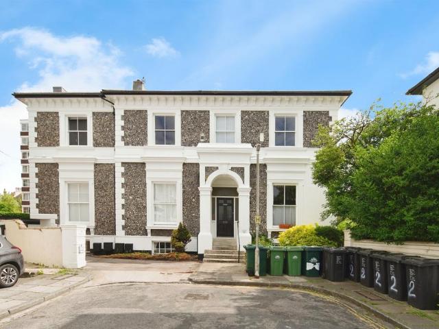 Flat for sale in Brighton & Hove