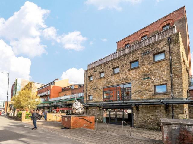 Flat for sale in Devonshire, South Yorkshire