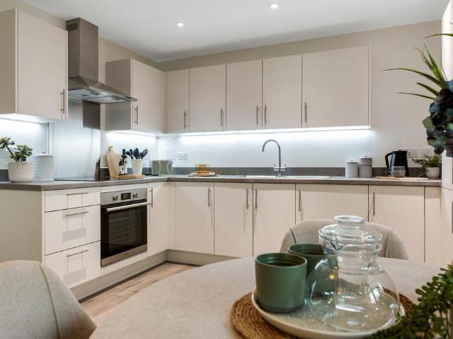 Flat for sale in Oad Street, Kent