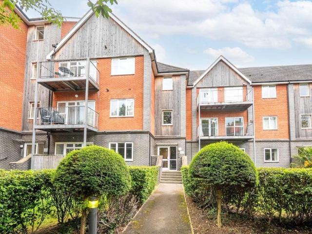 Flat for sale in Bletchley and Fenny Stratford, Fenny Stratford