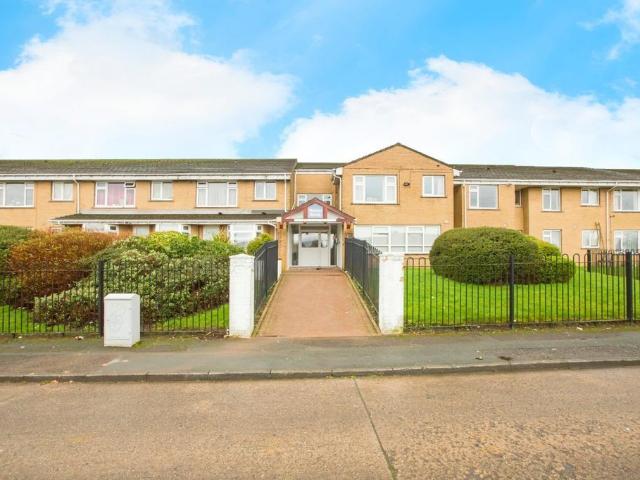 Flat for sale in Fountainhead, Calderdale