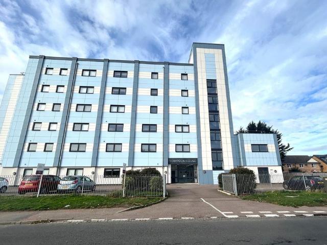 Flat for sale in Arlesey, Bedfordshire