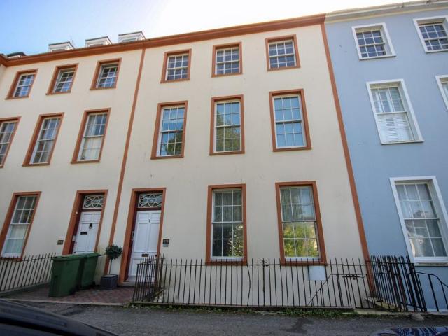 Flat for sale in St Helier, Isle Of Man