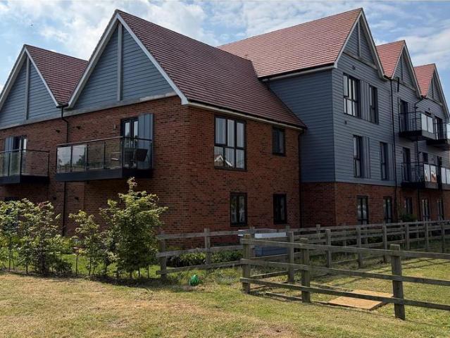 Flat for sale in Herne and Broomfield, The Bridge