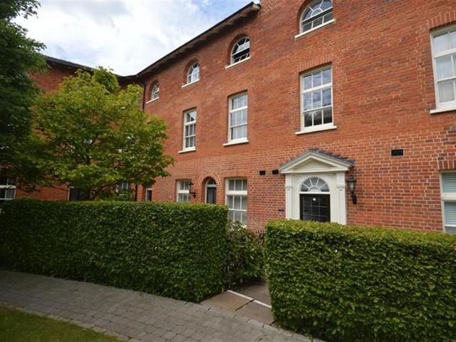 Flat for sale in Bocking, Chipping Hill