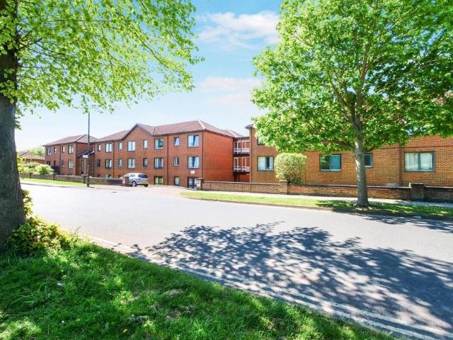 Flat for sale in High Field, York