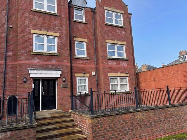 Flat for sale in South Cliff, Kepwick