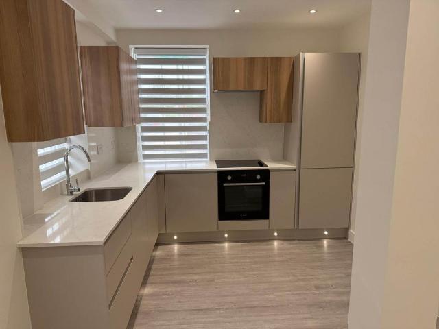 Flat for sale in Lunnon, Buckinghamshire