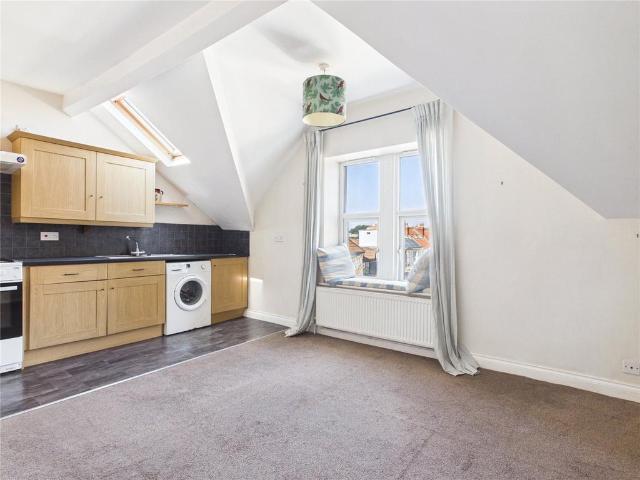 Flat for sale in Feckenham, City Of Bristol