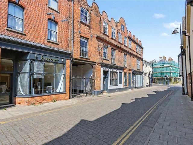 Flat for sale in Lakenham, East Bank