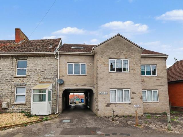 Flat for sale in Street, Somerset