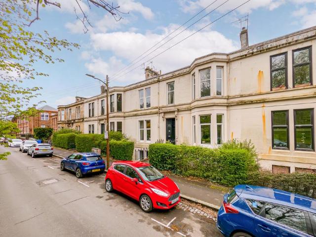 Flat for sale in North Woodside, Scotland
