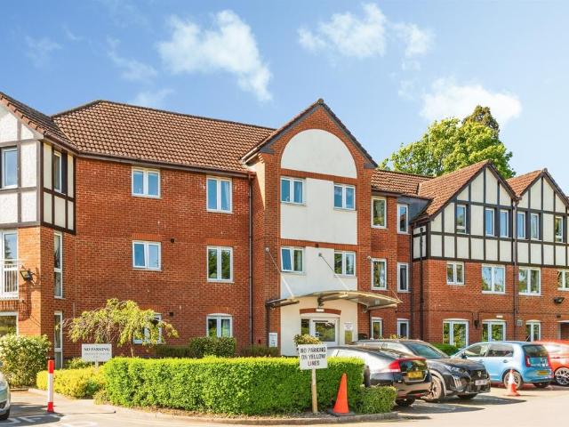 Flat for sale in Kirk Ella, East Riding Of Yorkshire