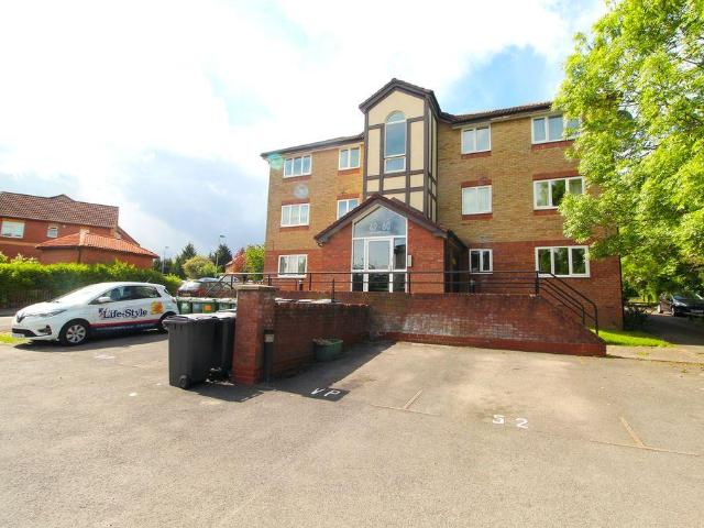 Flat for sale in Bradley Stoke