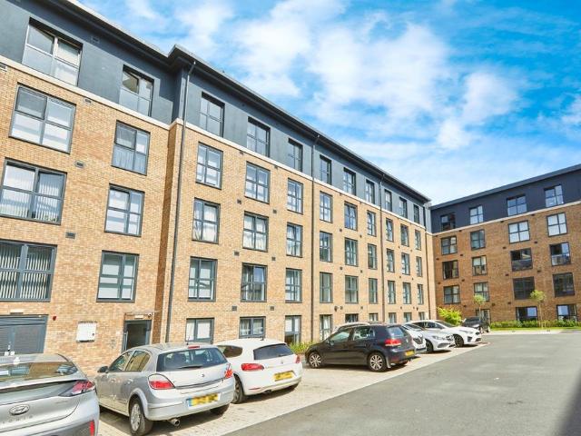 Flat for sale in New Normanton, East Midlands