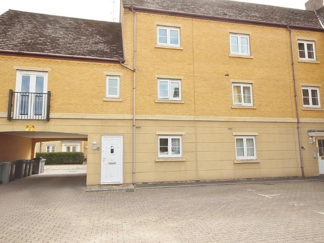 Flat for sale in Black Bourton, Oxfordshire