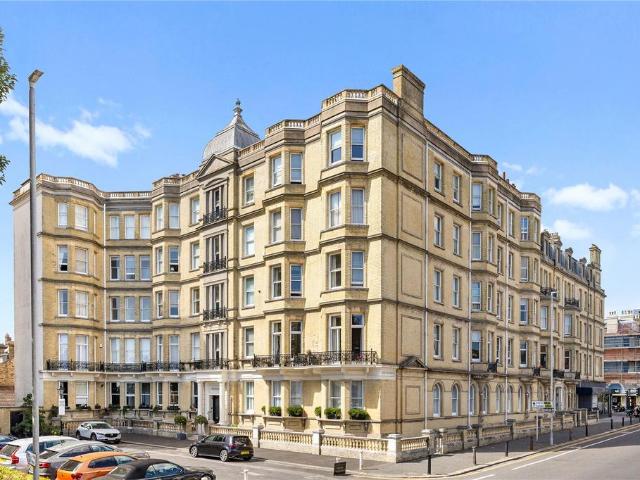 Flat for sale in Aldrington