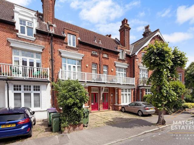 Flat for sale in Hythe, Folkestone