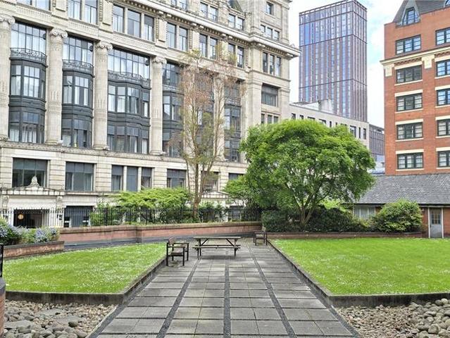 Flat for sale in City Centre, Georgia