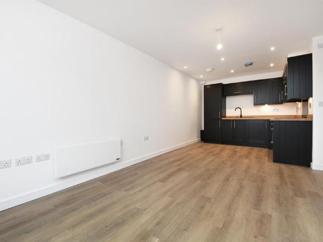 Flat for sale in Moulsham, Chelmsford