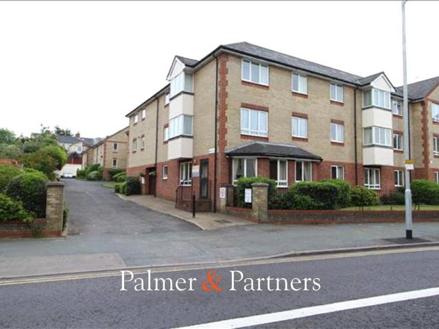 Flat for sale in Fordham Heath, Essex