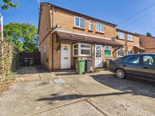 Flat for sale in School House, Gloucestershire