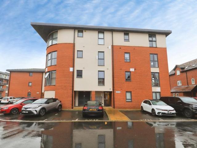 Flat for sale in Mitton, Wyre Forest