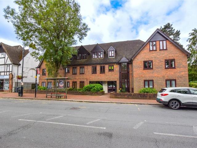 Flat for sale in London Borough of Croydon, Greater London