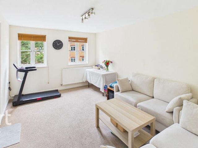 Flat for sale in London Borough of Havering, Greater London