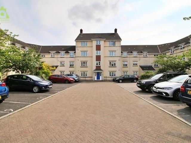 Flat for sale in Bolton, Wingates