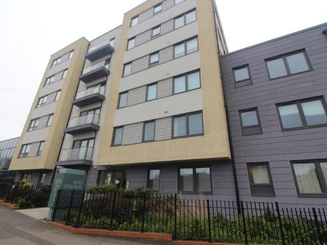 Flat for sale in Slough, Isle Of Man