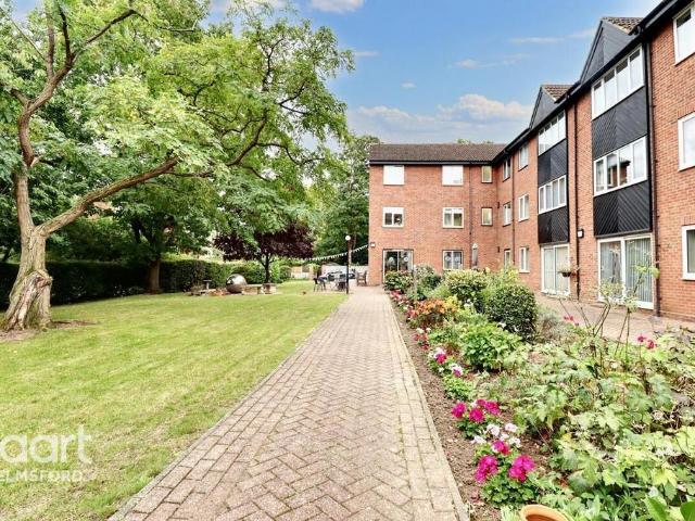 Flat for sale in Moulsham, Chelmsford