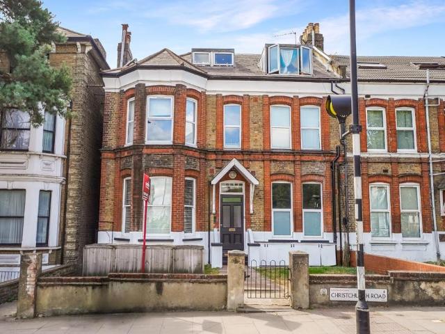 Flat for sale in St Martins Estate, Greater London